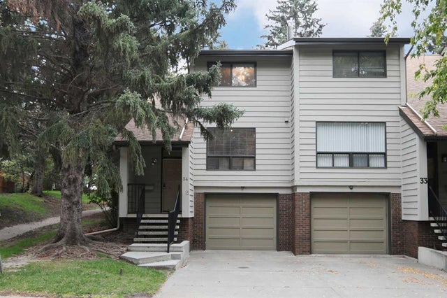 34, 3302 50 Street Nw, Calgary
