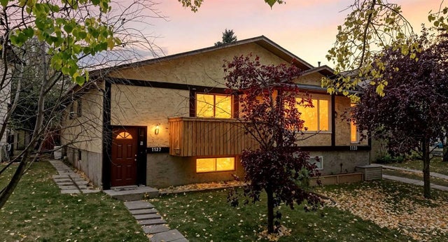 1137 Berkley Drive Nw, Calgary