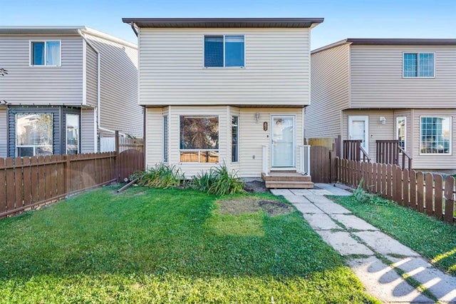 47 Martindale Mews Ne, Calgary