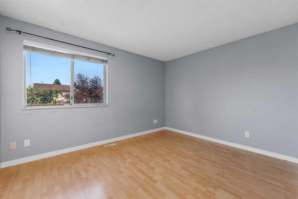 47 Martindale Mews Ne Calgary Alberta T3J 2V5 Martindale Home For Sale