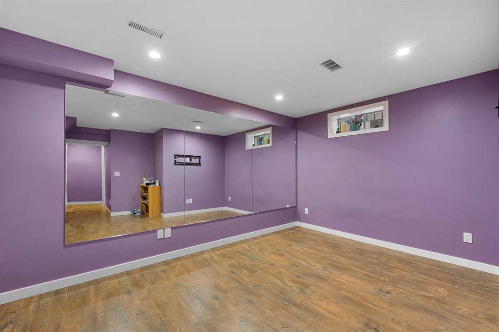 47 Martindale Mews Ne Calgary Alberta T3J 2V5 Martindale Home For Sale