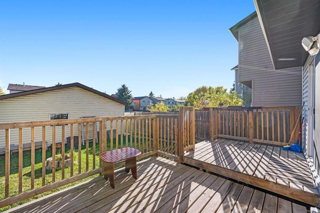 47 Martindale Mews Ne Calgary Alberta T3J 2V5 Martindale Home For Sale