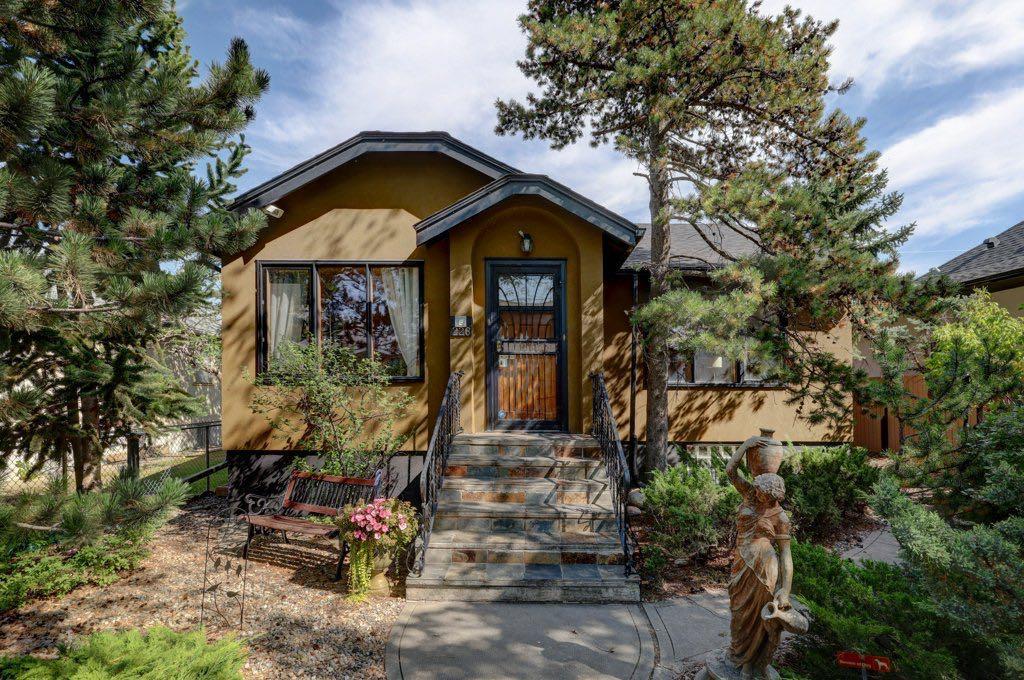 226 8a Street Ne, Calgary