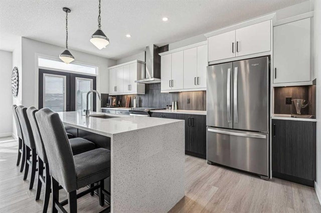 123 Mitchell Way Nw, Calgary