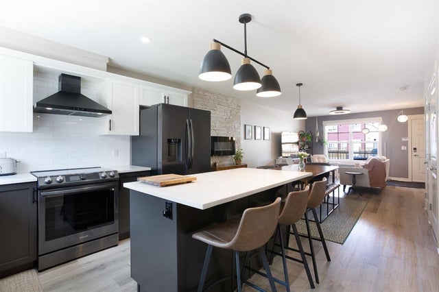 144 Cascades Pass, Chestermere