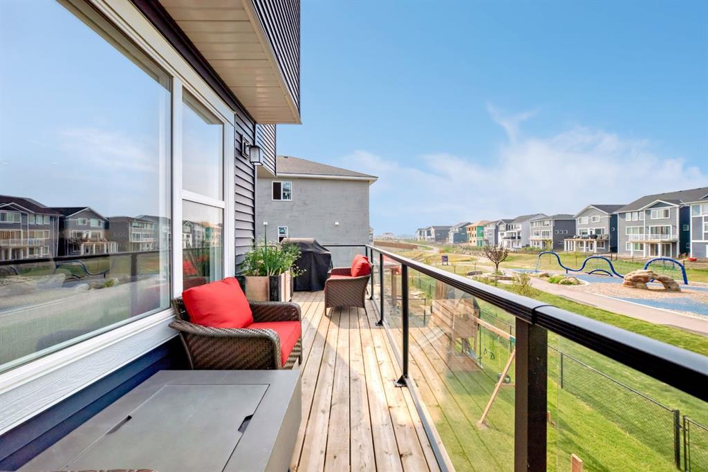 271 Chelsea Heath, Chestermere