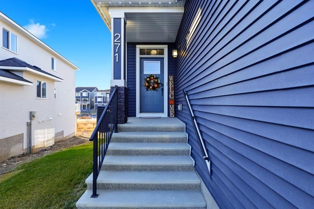 271 Chelsea Heath, Chestermere