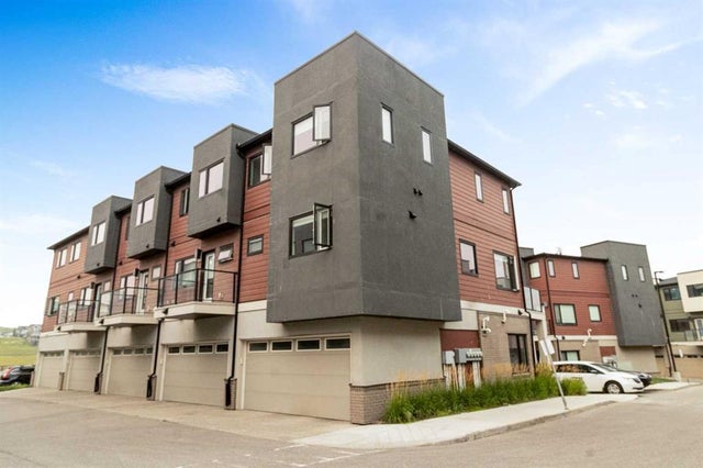 601, 218 Sherwood Square Nw, Calgary