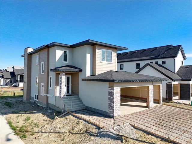 3 Lakewood Point, Strathmore