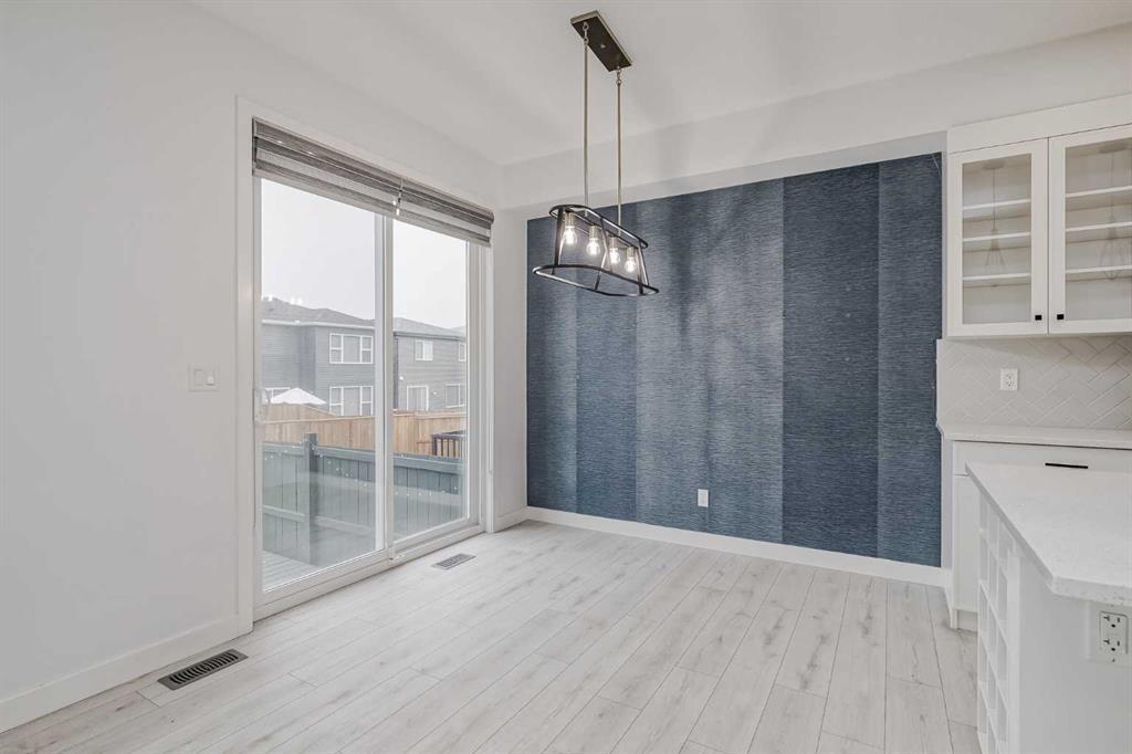 34 Belmont Crescent Southwest, Calgary – Residential Detached Listing Photo 11