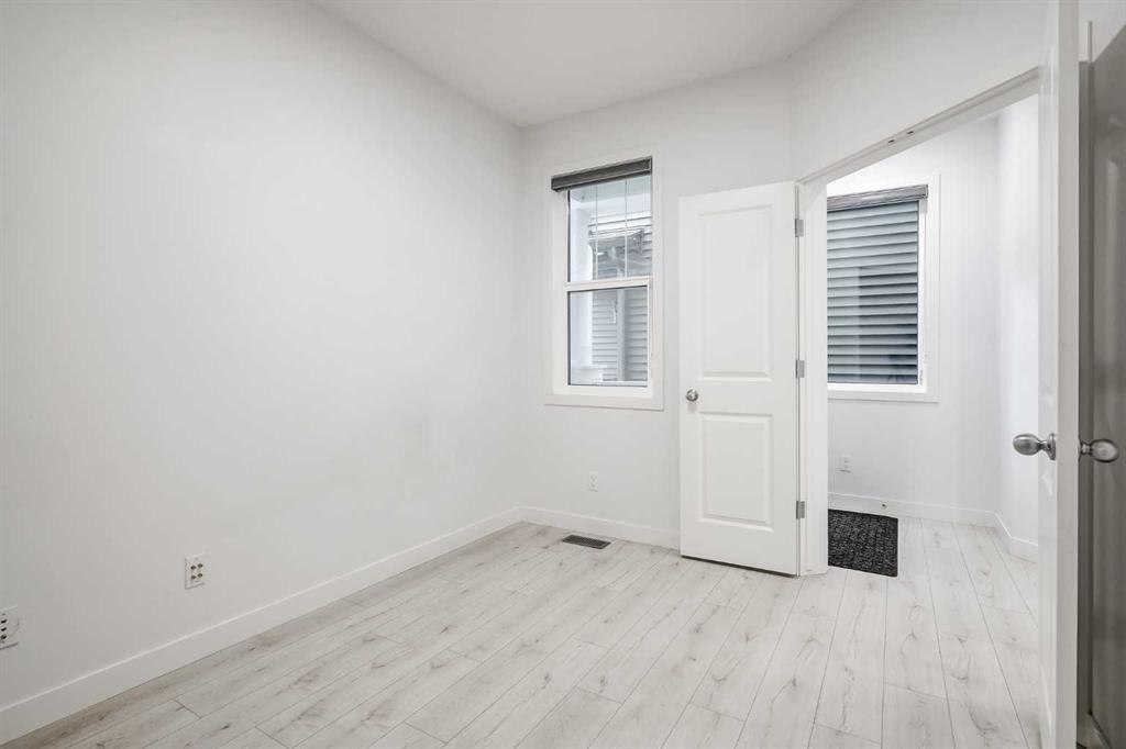 34 Belmont Crescent Southwest, Calgary – Residential Detached Listing Photo 15