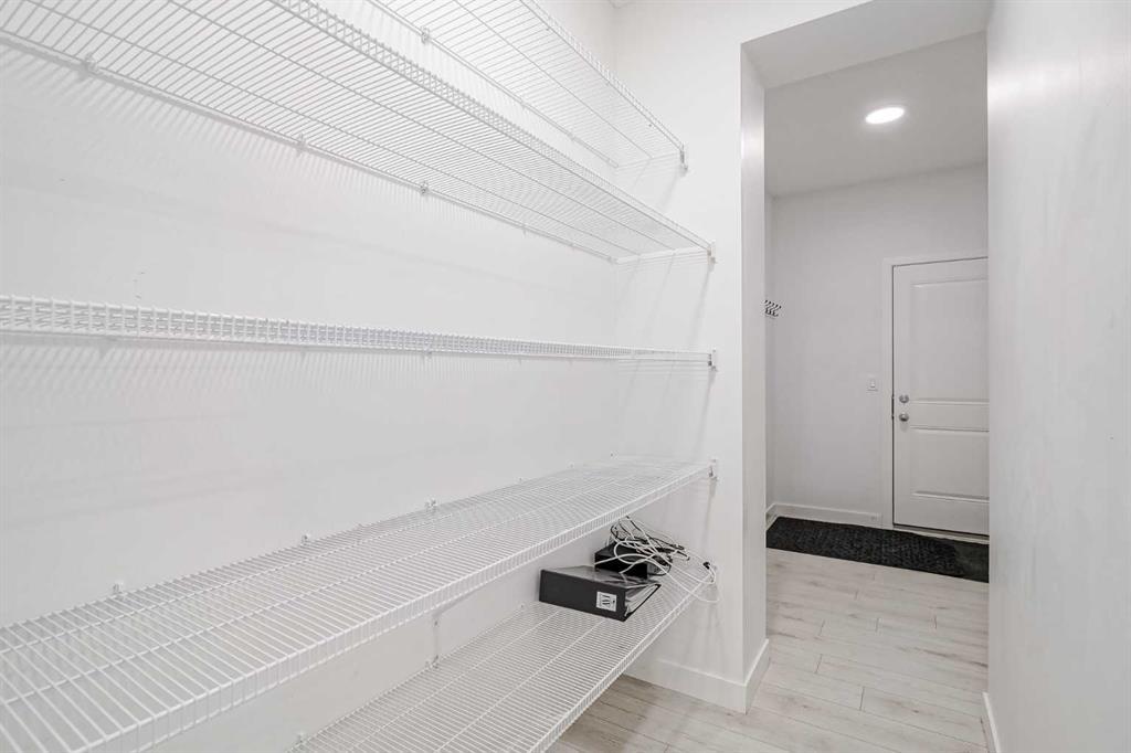 34 Belmont Crescent Southwest, Calgary – Residential Detached Listing Photo 16