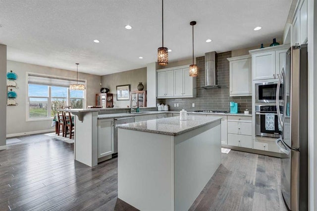 55 Sage Bluff Green Nw, Calgary