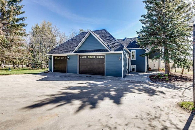 48101 244 Avenue W, Rural Foothills County