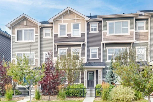 165 Sundown Road, Cochrane
