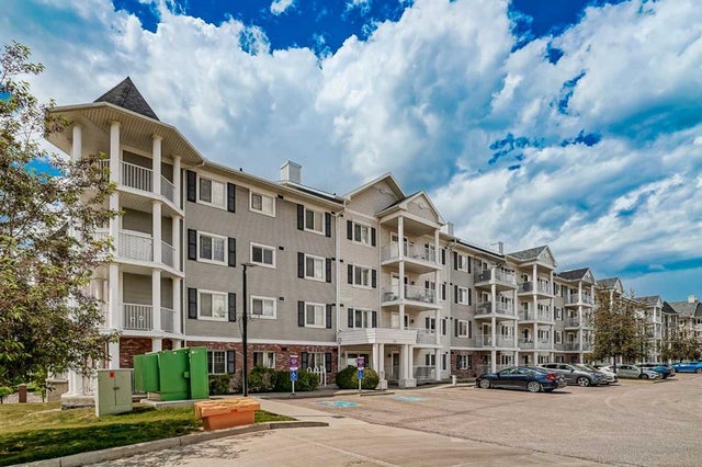 4102, 31 Country Village Manor Ne, Calgary