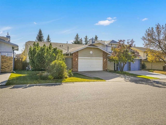 76 Wood Valley Rise Sw, Calgary