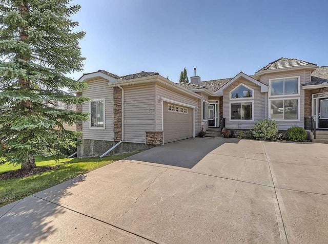 427 Rocky Vista Gardens Nw, Calgary