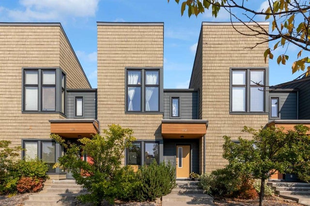 132 Walden Gate Se, Calgary