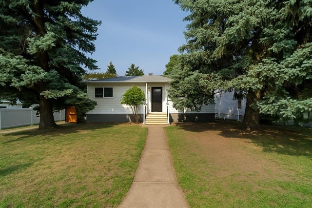 2153 9b Avenue S, Lethbridge