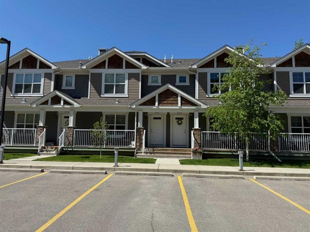 411 Cranberry Park Se, Calgary