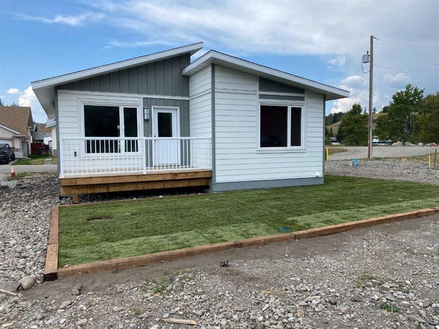 2131 128 Street, Blairmore