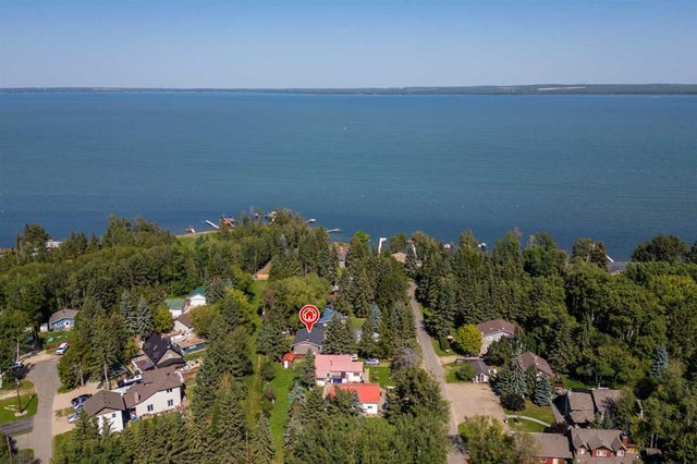 504 5th Street, Norris Beach