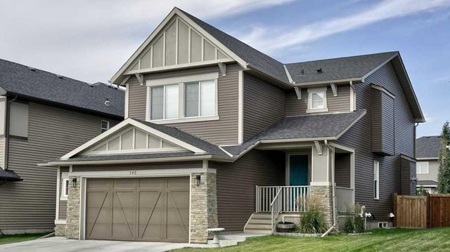 145 Kinniburgh Gardens, Chestermere