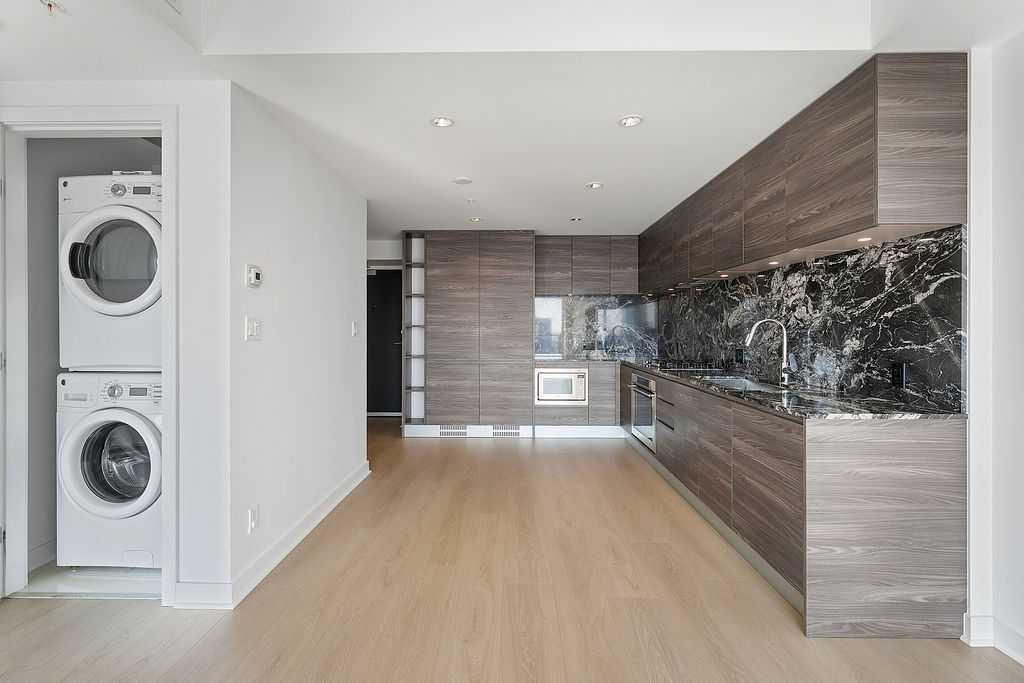 2705, 310 12 Avenue Southwest, Calgary – Residential Apartment Listing Photo 13