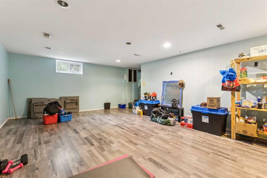 624 26 Avenue Ne Calgary Alberta T2E 1Z5 Winston Heights/Mountview Home For Sale