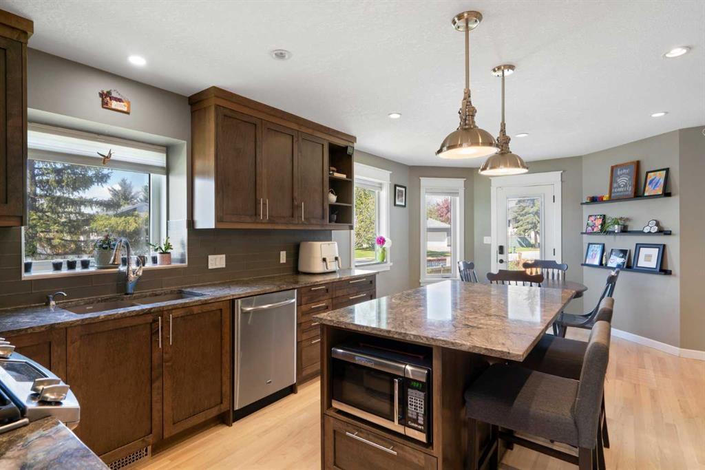 341 Sunset Place, Okotoks – Residential Detached Listing Photo 9