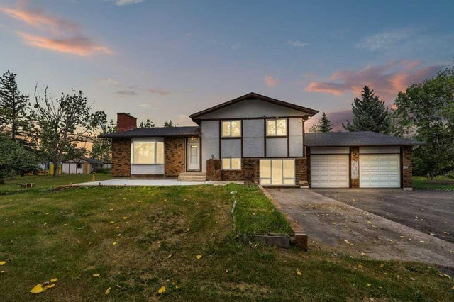 40 Pleasant Range Place, Rural Rocky View County