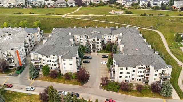 105, 345 Rocky Vista Park Nw, Calgary