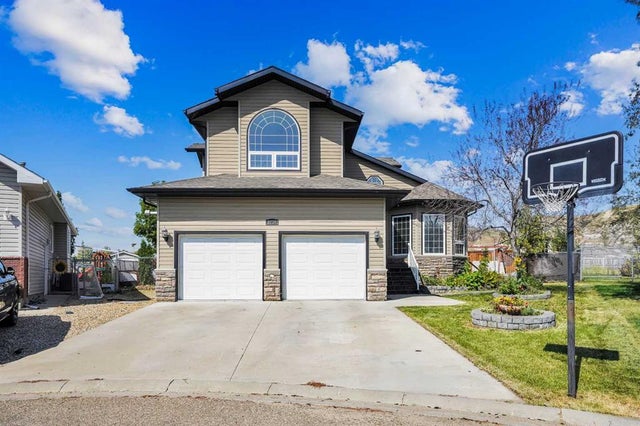 1230 1 Avenue Nw, Drumheller