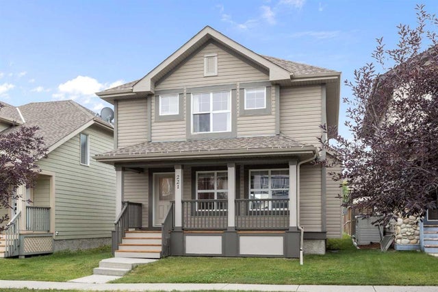 221 Prestwick Terrace Se, Calgary