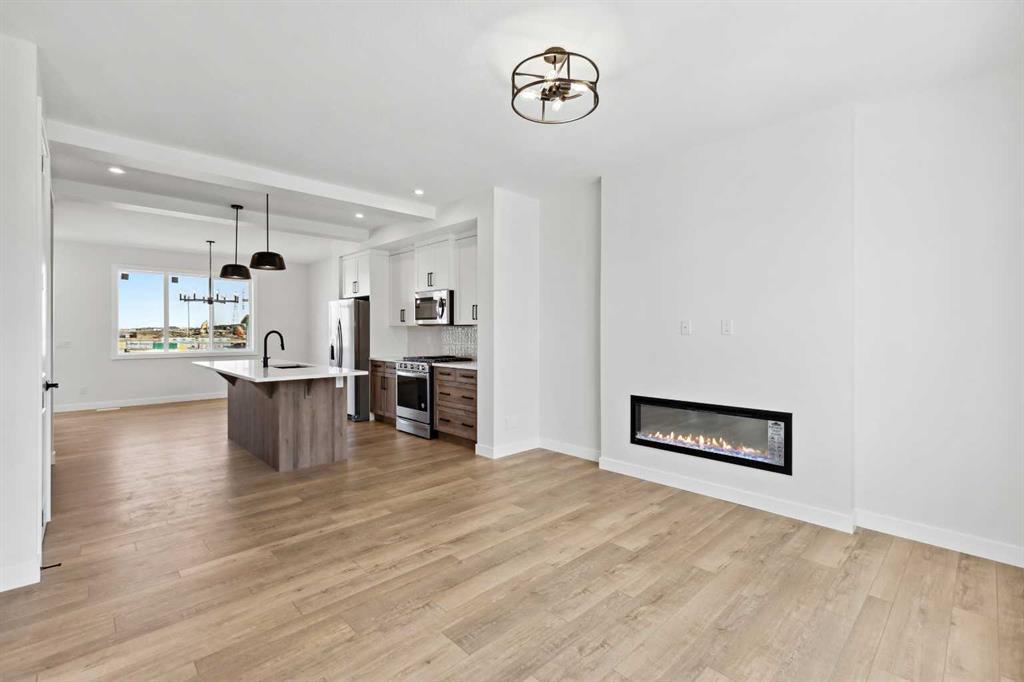 414 River Avenue, Cochrane – Residential Detached Listing Photo 9