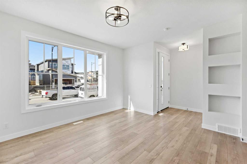 414 River Avenue, Cochrane – Residential Detached Listing Photo 11