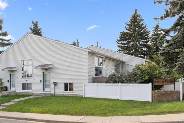 101 Sabrina Way Sw, Calgary