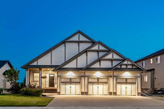 231 Railway Close Se, Langdon