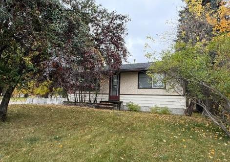 5423 46 Street, Whitecourt