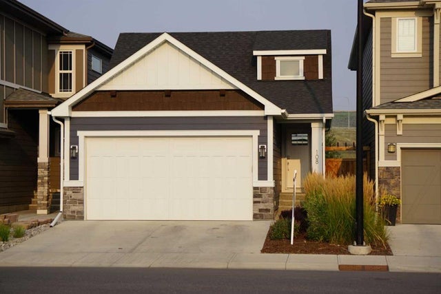108 Cranbrook Gardens Se, Calgary