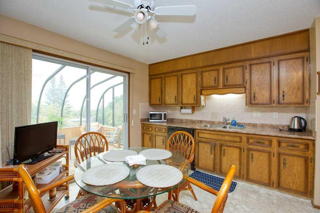 307 Silverthorn Way Northwest, Calgary – Residential Detached Listing Photo 5