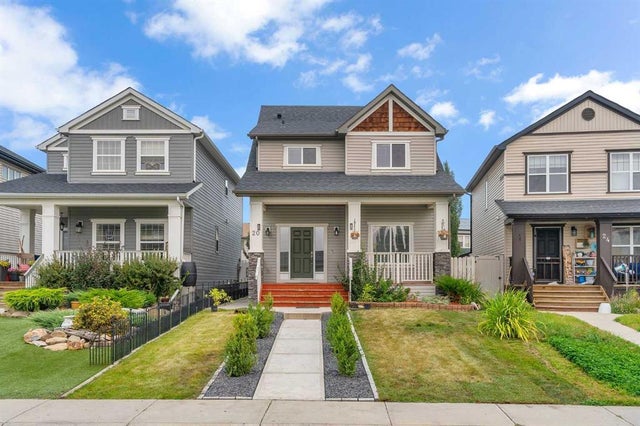 20 Copperpond Grove Se, Calgary