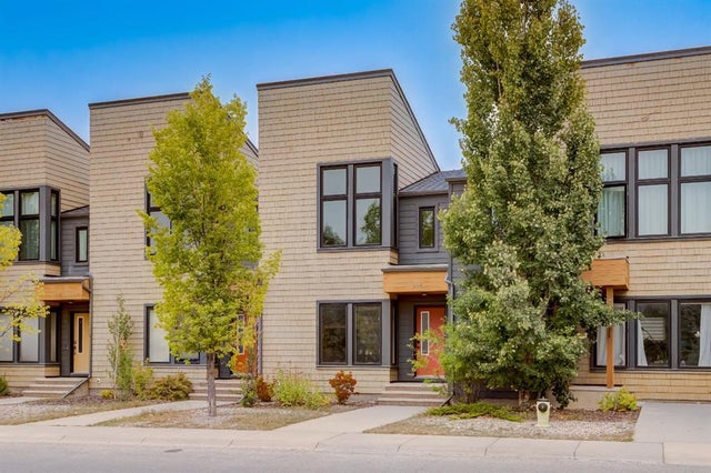 204 Walden Drive Se, Calgary