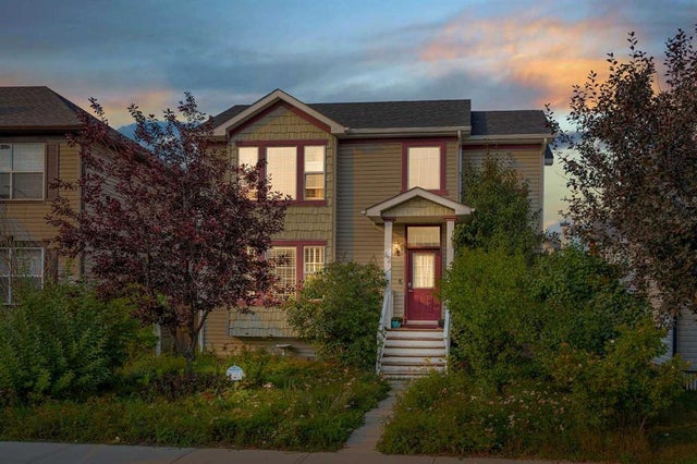 42 Martha's Haven Manor Ne, Calgary