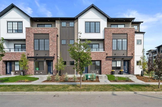 1205, 201 Cooperswood Green S, Airdrie