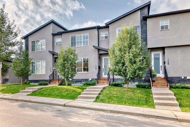 1757 45 Street Nw, Calgary