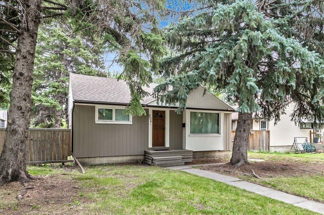 906 Rundle Crescent Ne, Calgary