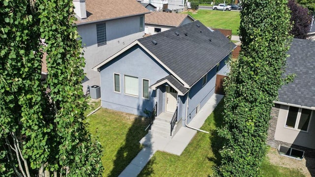 460 19 Avenue Nw, Calgary