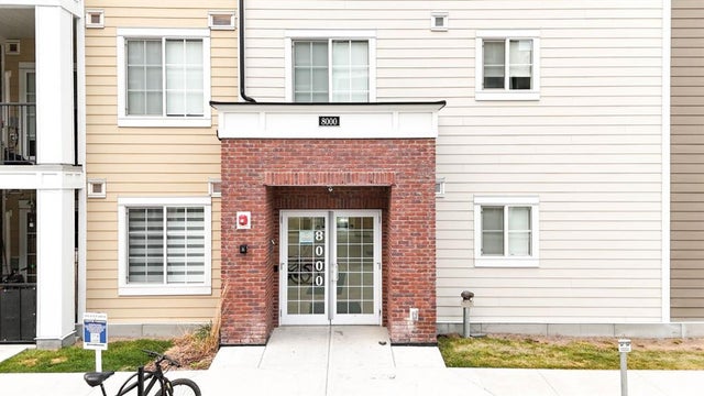 8414, 151 Legacy Main Street Se, Calgary